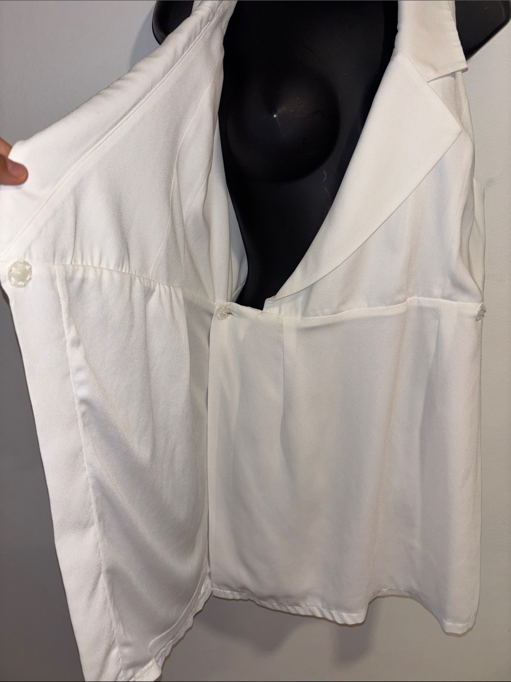 Tobi White Sleeveless Wrap Blazer Dress - Picture 5 of 11